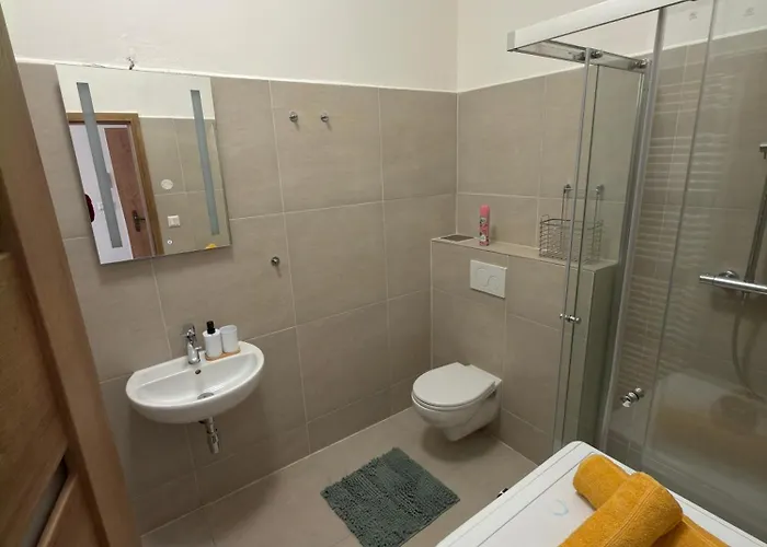 아파트 Nadstandardny V Centre S Parkovanim 질리나